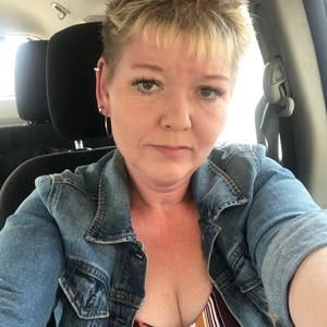 Meet your Posher, Candace